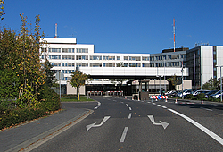BKA-Standort Meckenheim (verweist auf: Umzug der Hauptabteilung Bonn nach Meckenheim)