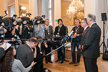 Präsident Jörg Ziercke und Bundesinnenminister Dr. Thomas de Maizière vor der Presse